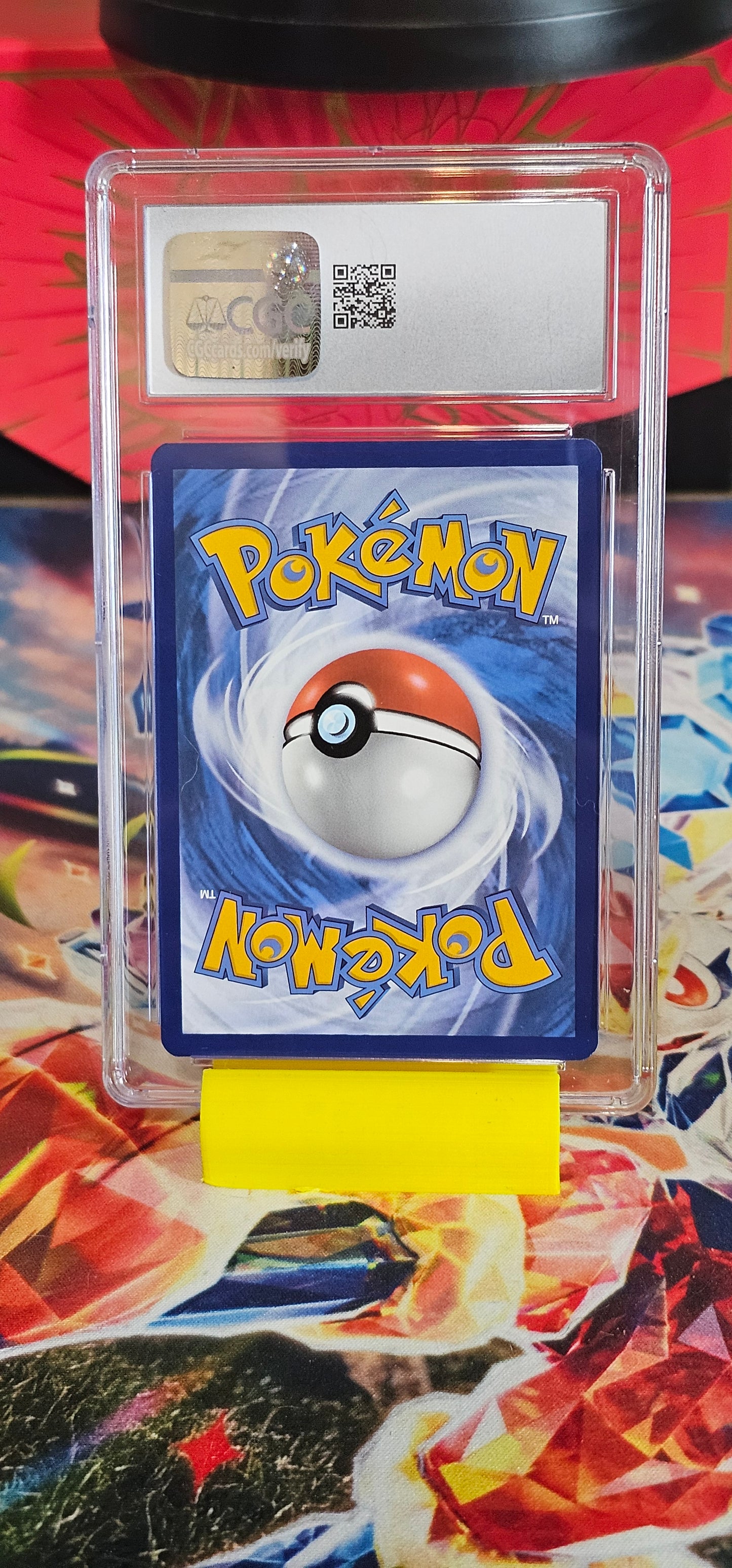 English Slab - Galarian Moltres - SWSH284 - SWSH: Sword & Shield Promo Cards (SWSD) CGC 9.5